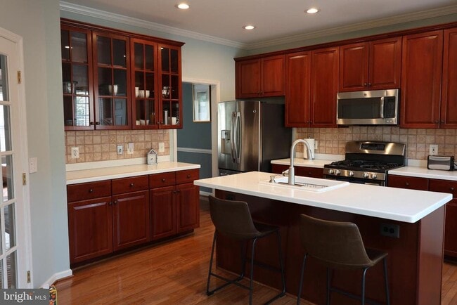 Building Photo - 4605 Lambert Pl