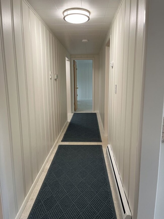 Building Photo - 1020 W Story St