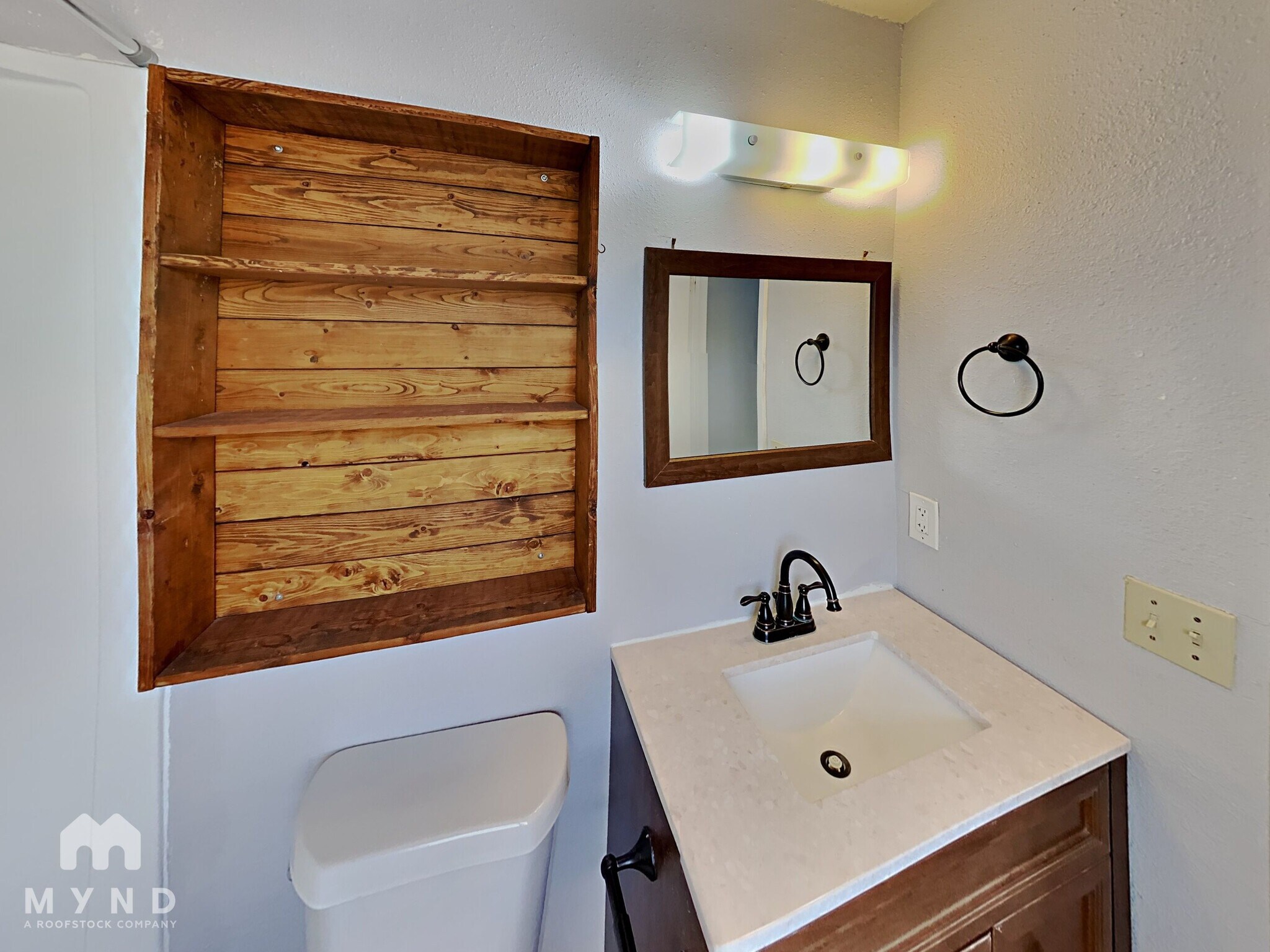 Building Photo - 4714 Crested Rock Dr