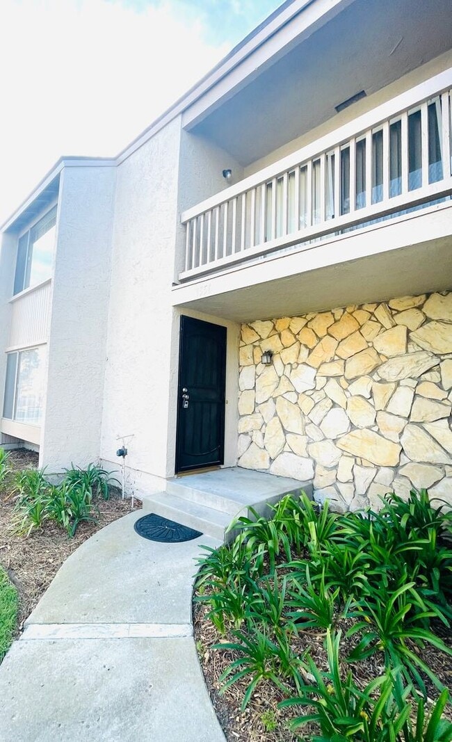 Building Photo - Todd Ranch Condo Welcome to the Todd Ranch Condo, 3-bedroom, 2-bathroom home located in the vibra...