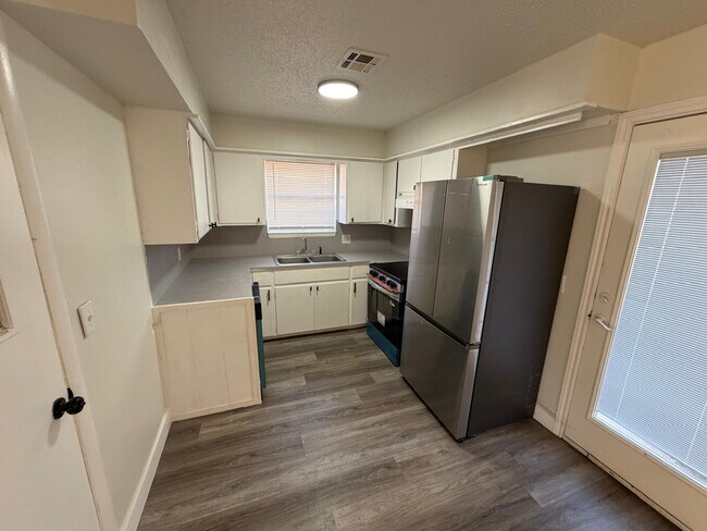 Building Photo - 1509 NW 49th St