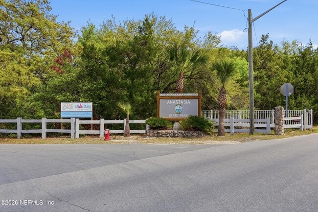 Building Photo - 205 Seaside Vis Ct