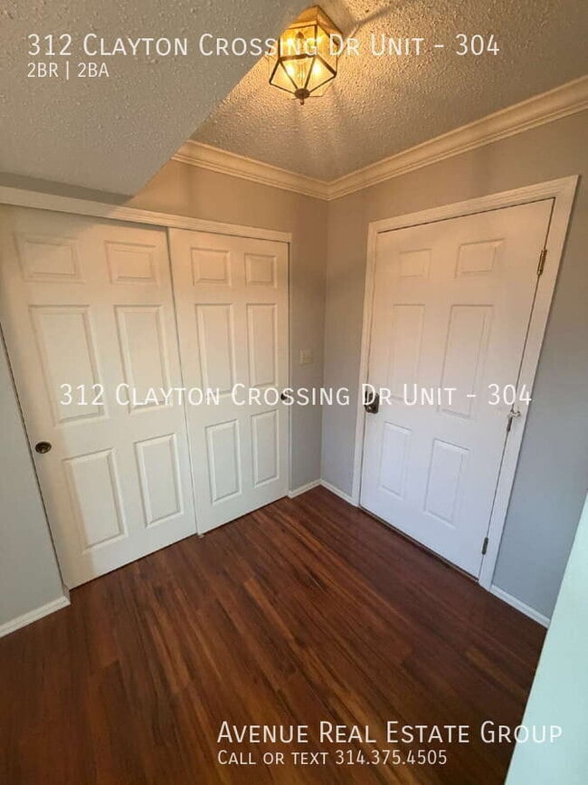 Building Photo - 312 Clayton Xing Dr