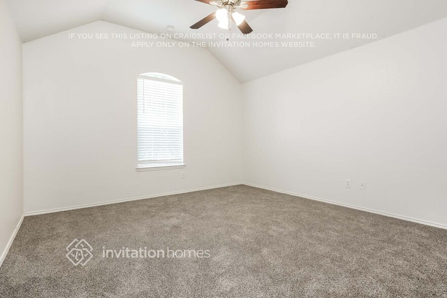 Building Photo - 1248 Sweetwater Dr