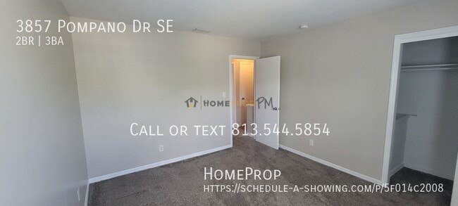 Building Photo - 3857 Pompano Dr SE