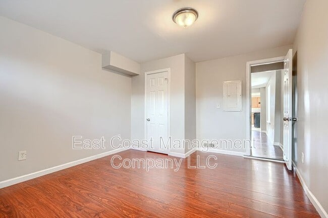 Building Photo - 2860 W Baltimore St