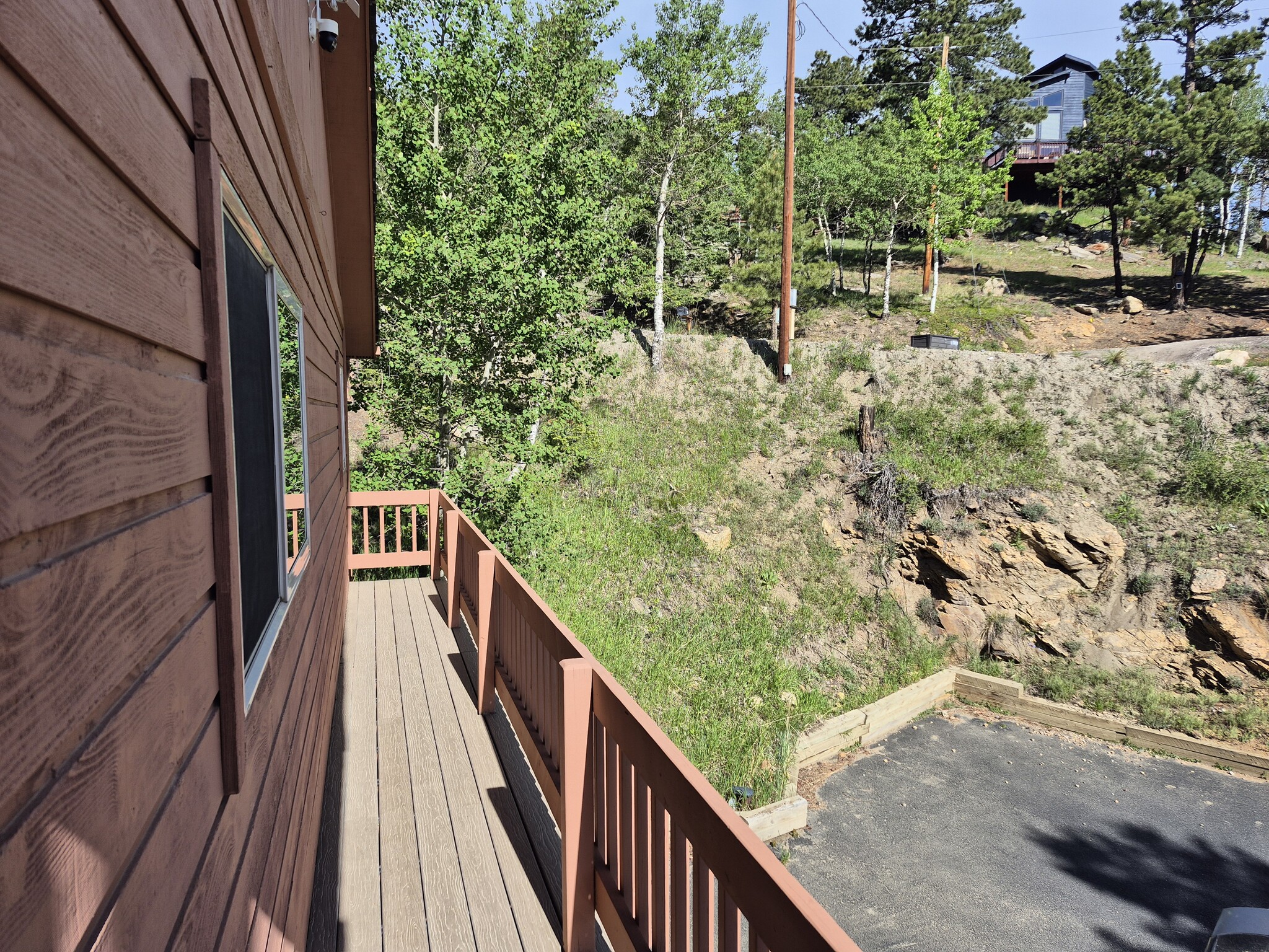 Building Photo - 1096 Aspen Dr