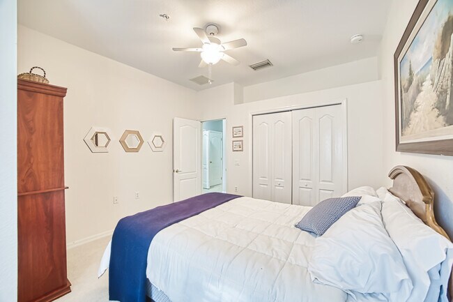 Building Photo - 3111 Cottonwood Bend