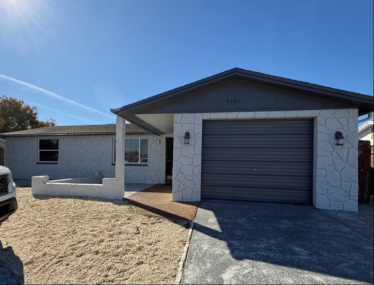 Primary Photo - 9105 Sterling Ln