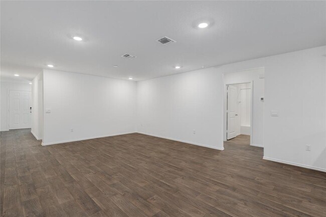 Building Photo - 18609 Cremello Dr
