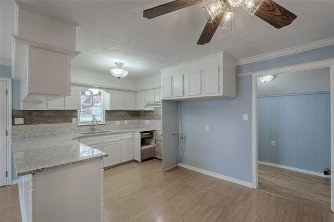 Building Photo - 1102 Yellowstone River Rd