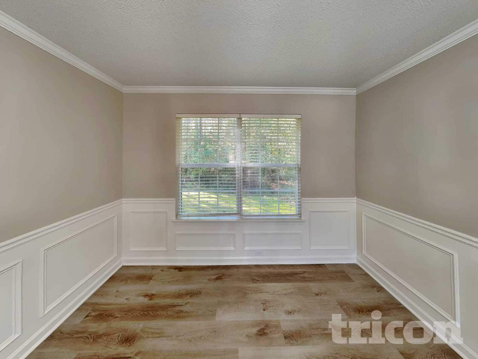 Building Photo - 345 Othello Dr