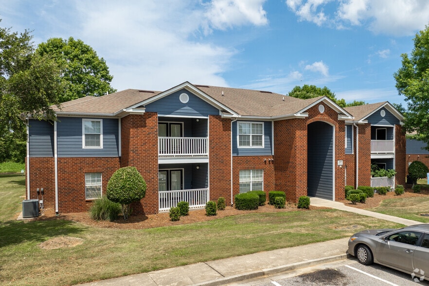 Primary - Shellbrooke Pointe Apartments