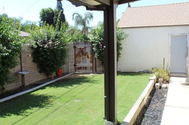 Building Photo - Beautiful Westchester Home for Rent