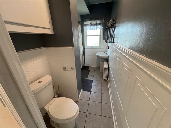 Building Photo - 109 Walker St