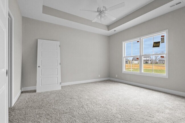 Building Photo - Beautiful New Build Available Now!