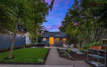 Building Photo - 4258 33rd Ave W