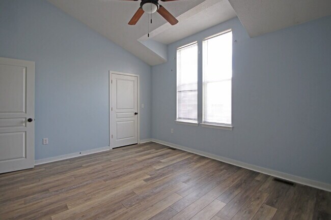 Building Photo - 1272 Frost Pl