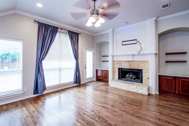 Building Photo - 2551 Windgate Dr