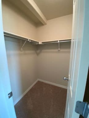 Building Photo - Renovated 2 Bedroom 2.5 Bathroom Condo in ...