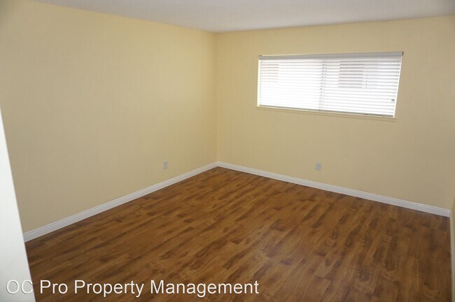 Building Photo - 2 br, 2 bath House - 338 E. Briardale Aven...