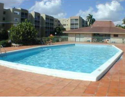 Building Photo - 6930 Miami Gardens Dr