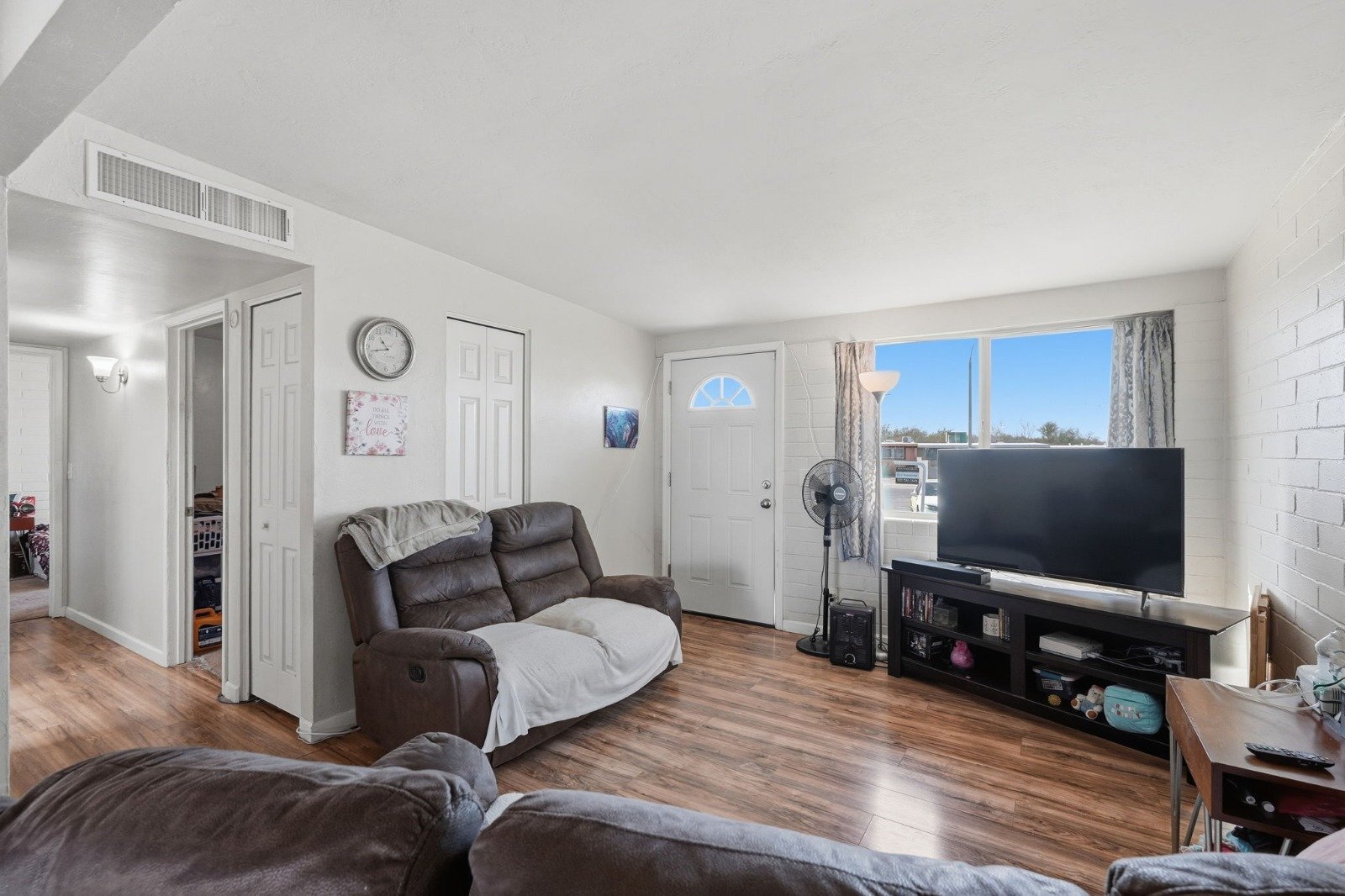 Building Photo - 2439 Parkside Dr