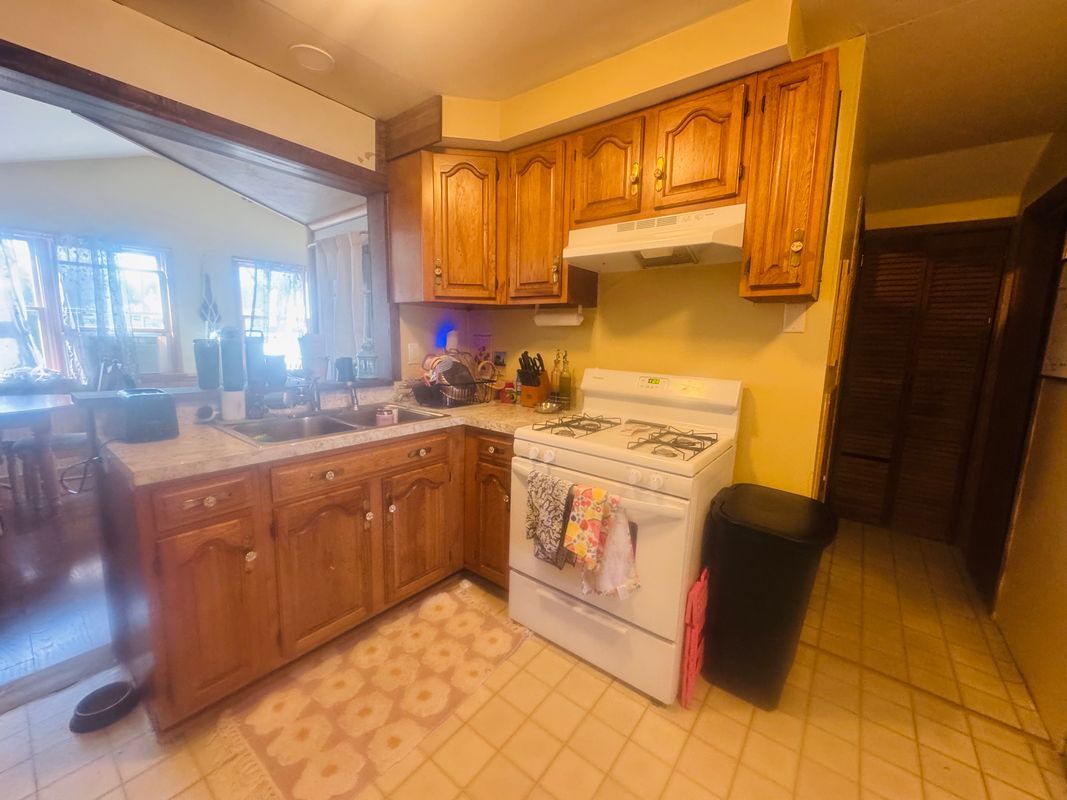 Building Photo - 42 Cupola Rd