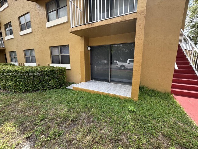Building Photo - 15650 SW 80th St