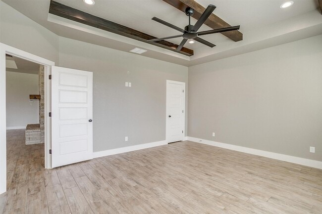 Building Photo - 1221 Crown Valley Dr