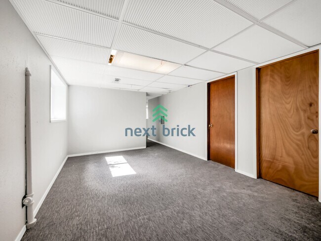 Building Photo - Beautiful 3 beds, 1 bath Single Family Home is available for Rent in Renton!