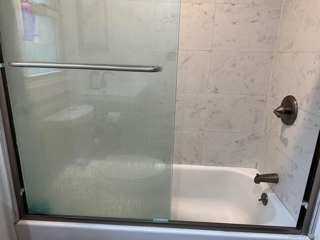 Building Photo - 71 Lannon Pl