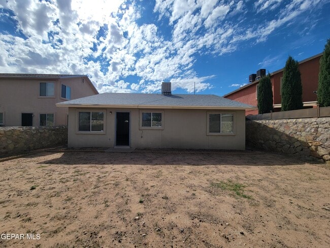 Building Photo - 5777 Rick Husband Dr