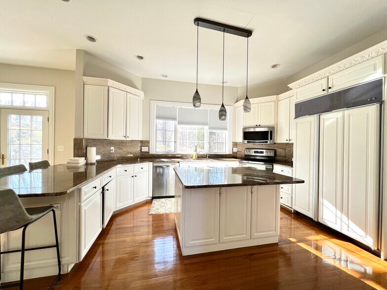Building Photo - 18 W Haviland Ln