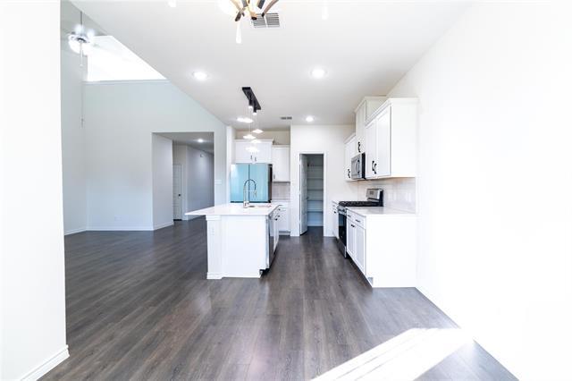 Building Photo - 13412 Dos Aguas Dr