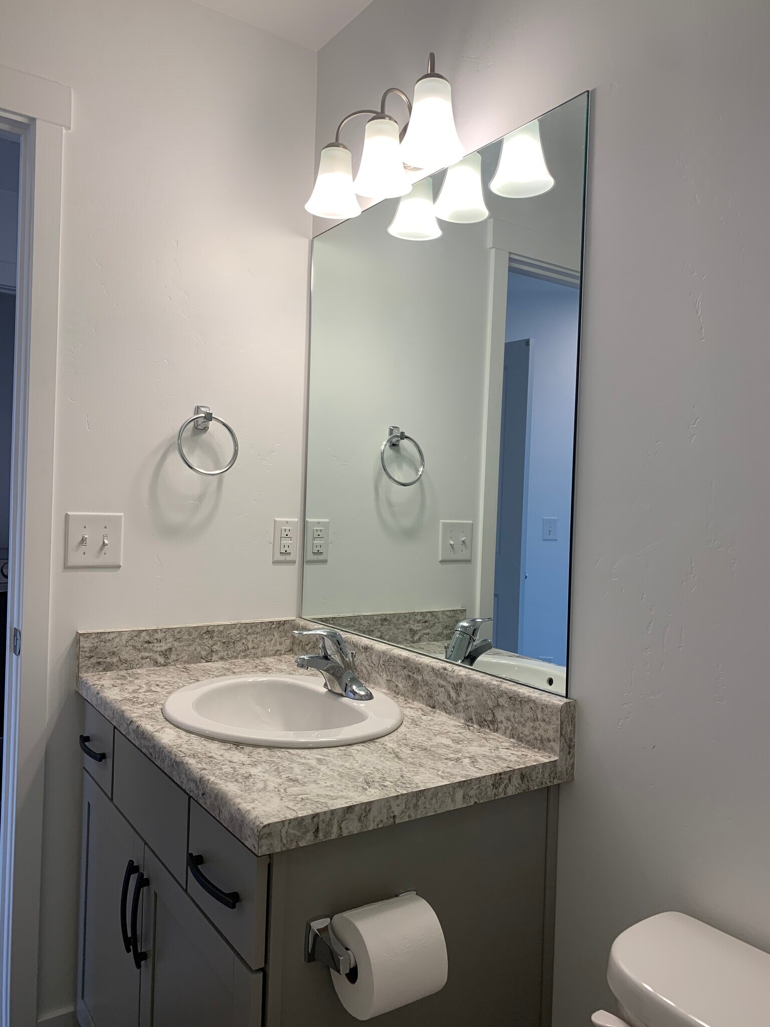 Main bathroom vanity - 14937 S Messi St