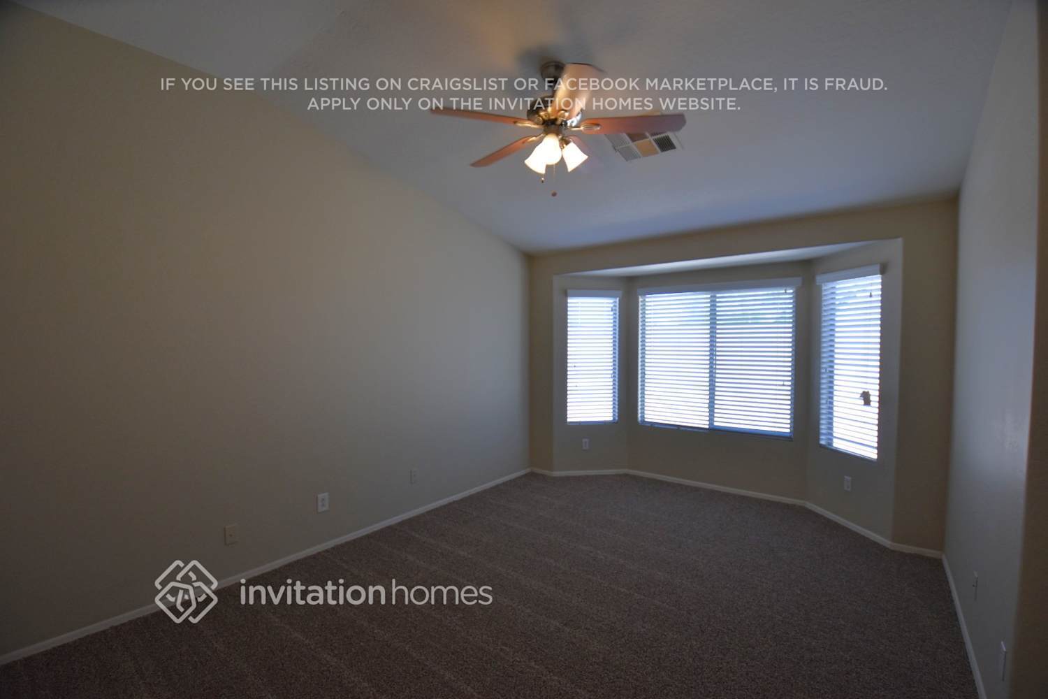 Building Photo - 9903 W Trumbull Rd