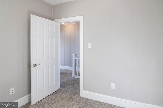 Building Photo - 614 Hunter St