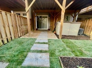 Building Photo - 7877 Wintercress Ln