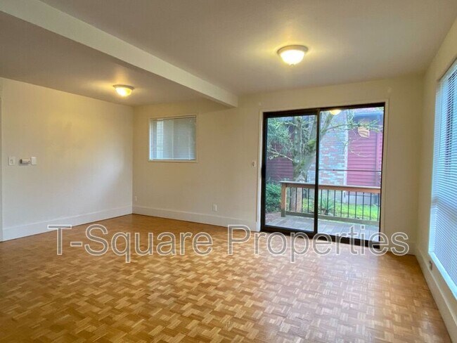 Building Photo - 5115 159th Ave NE