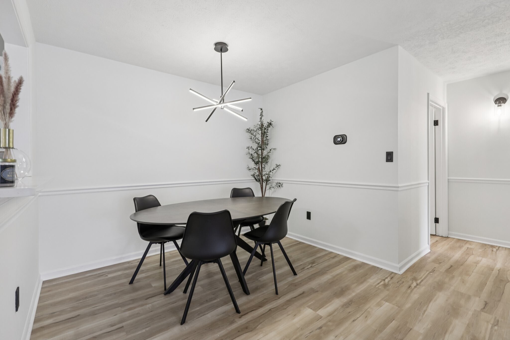 Building Photo - 2209 Hunters Run Dr