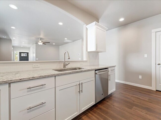 Building Photo - Coming Soon in Meridian! 3 Bed Beauty w/ A...