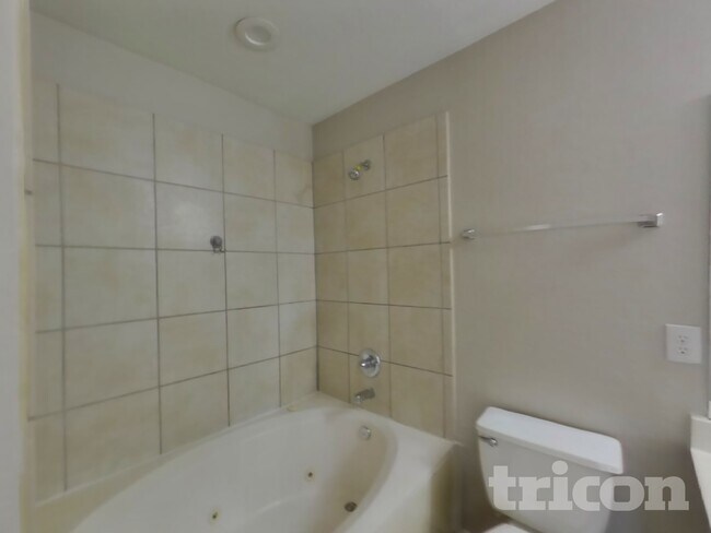 Building Photo - 5617 Victory Gallop Dr