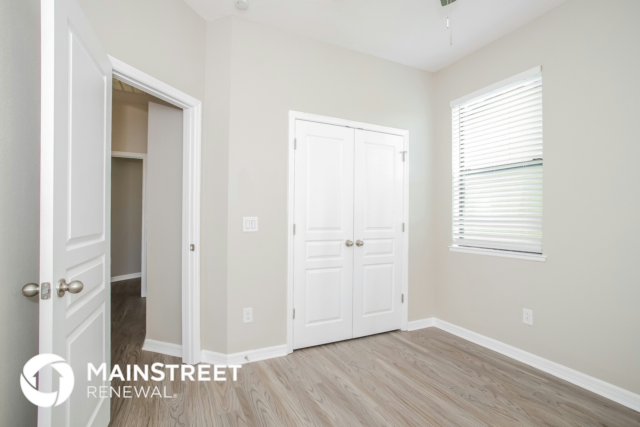 Building Photo - 4632 Doral Park Ave