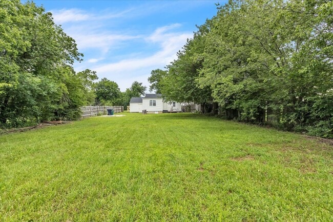 Building Photo - 1536 SW 52nd St