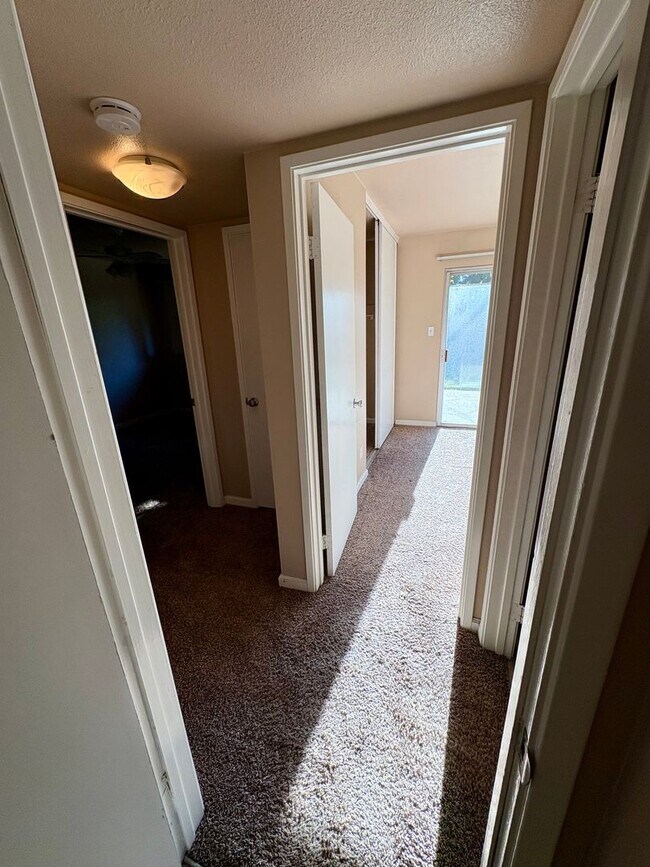 Building Photo - 7748001/51 C/O