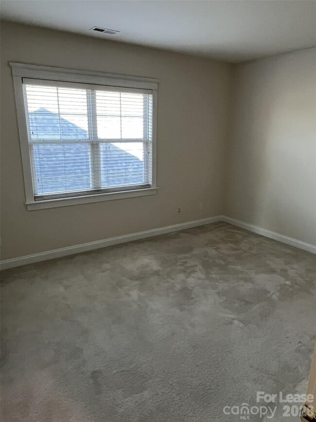 Building Photo - 3044 Parker Green Trail