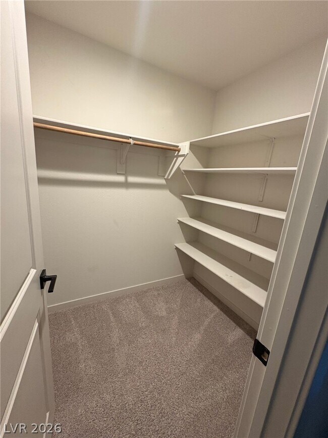 Building Photo - 9702 Sapphire Rim Ave