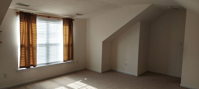 Building Photo - Bayberry Cove