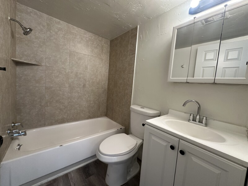 Building Photo - 3440 S 200 E